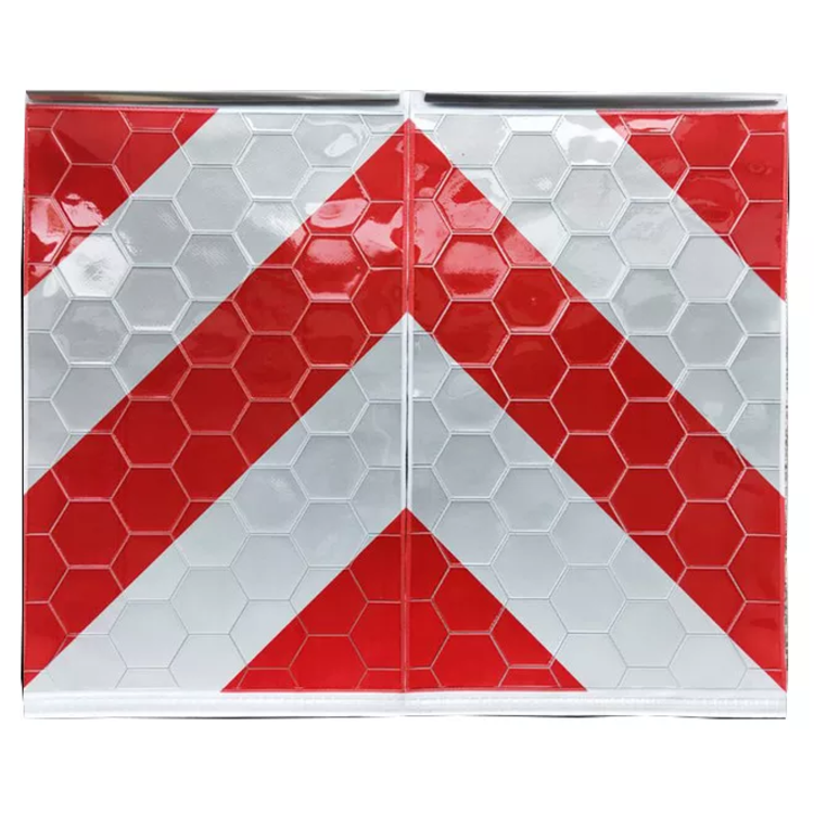 Tail Lift Flags 1